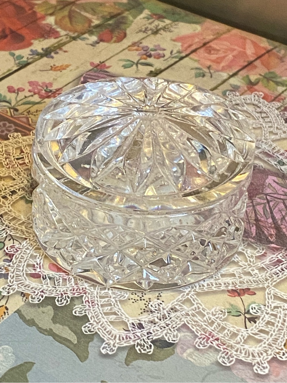 Waterford Crystal 2001 WS Keepsake Box Limited Edition Trinket Box